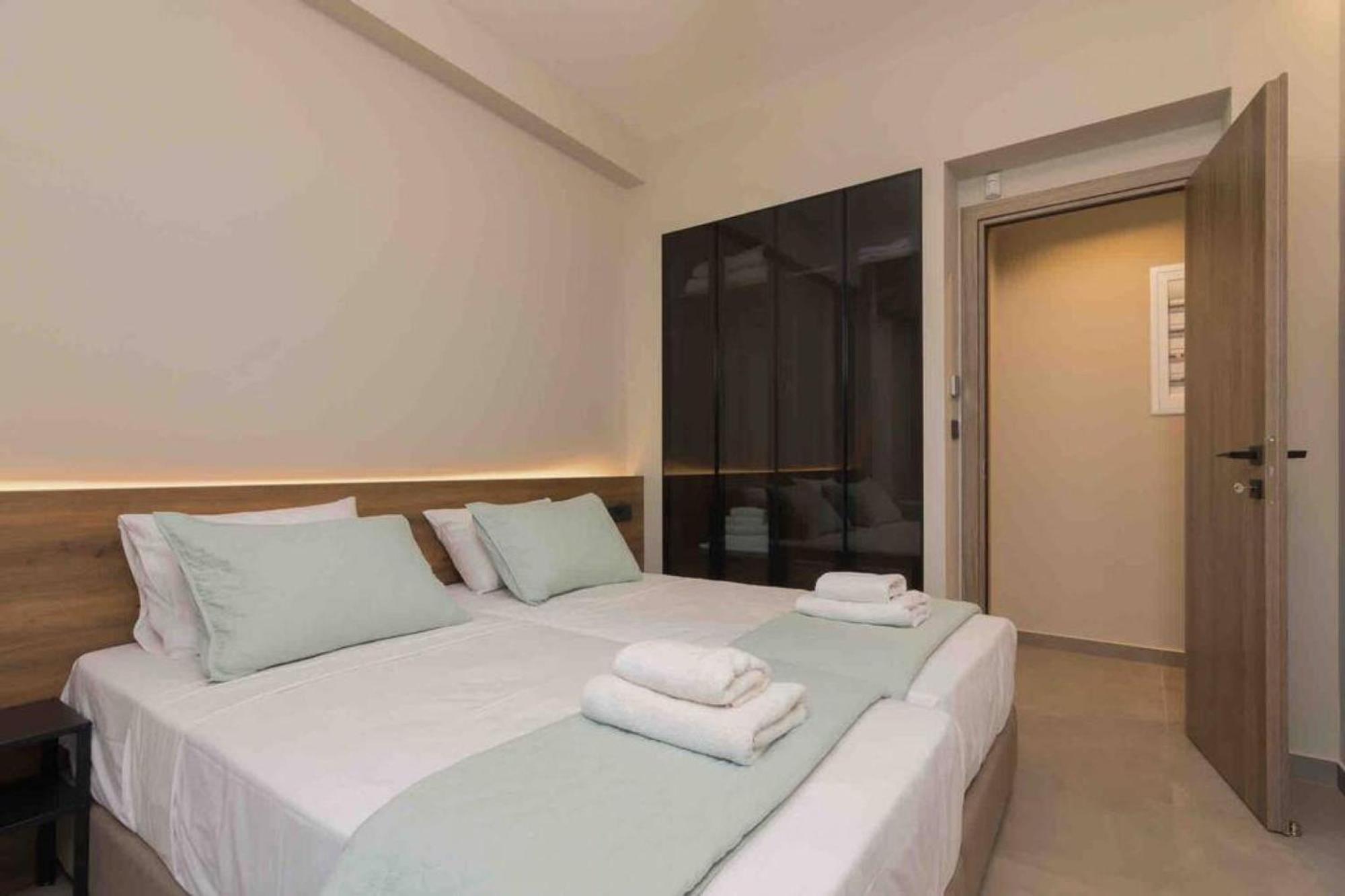 Blue Pearl At Glufada Sea Side Apartment Athens Exterior photo
